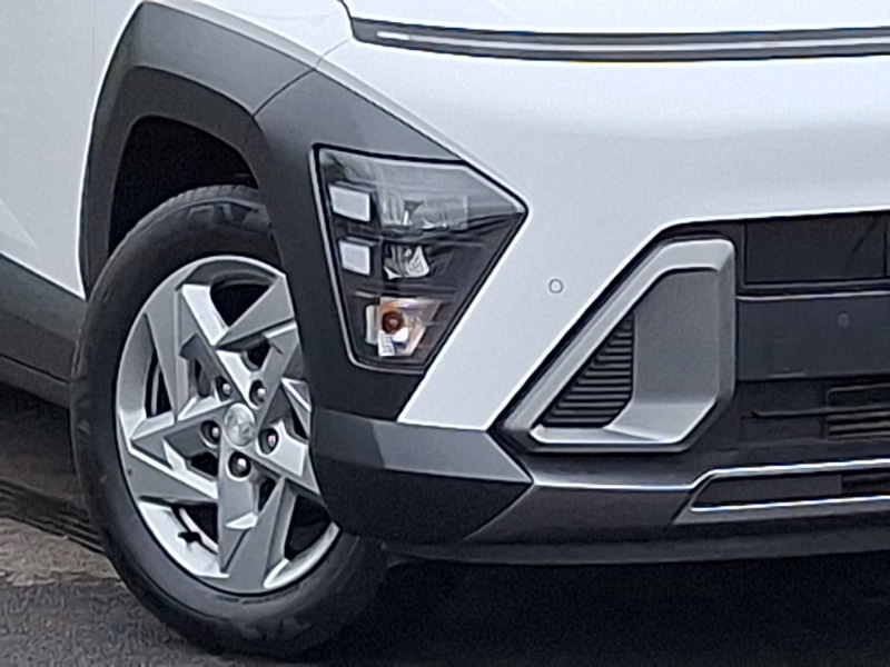 Used Hyundai KONA 2023 for sale - 76362221: Photo 9