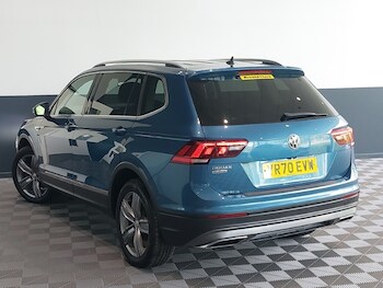 Used Volkswagen Tiguan Allspace 2020 for sale - 75633652: Photo