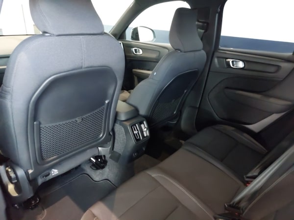 Used Volvo XC40 2022 for sale - 76262104: Photo 6