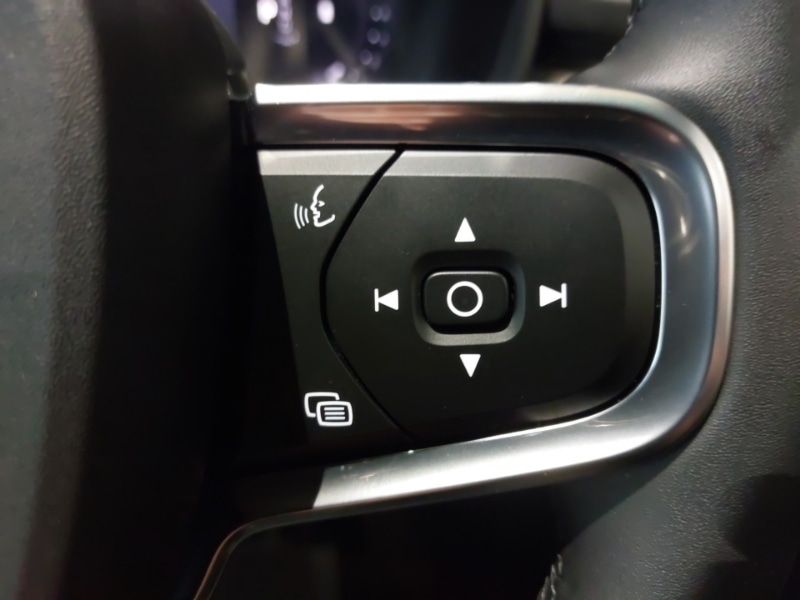 Used Volvo XC40 2025 for sale - 76925047: Photo 15