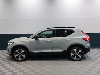 Used Volvo XC40 2025 for sale - 76925047: Photo