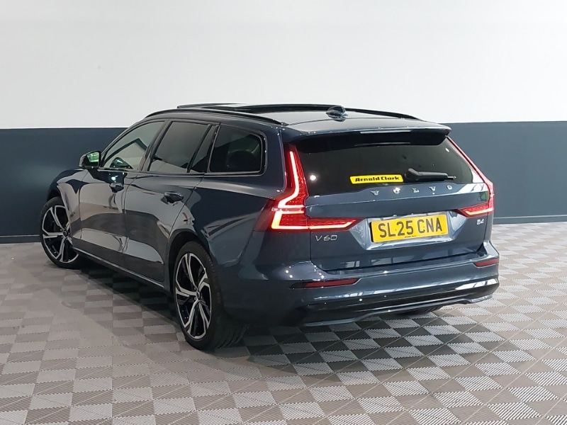 Used Volvo V60 2025 for sale - 77651998: Photo 3
