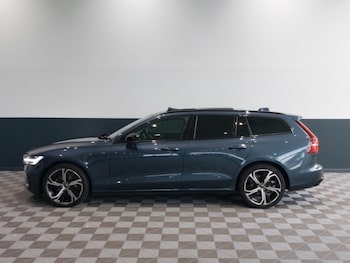 Used Volvo V60 2025 for sale - 77651998: Photo