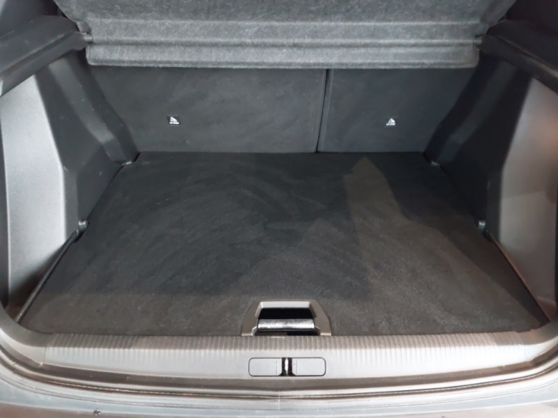 Used Peugeot 2008 2020 for sale - 77168989: Photo 8