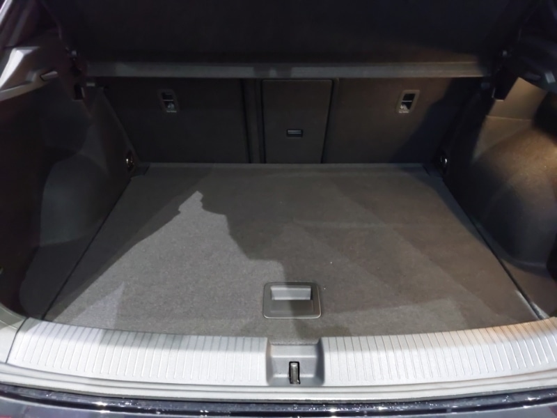 Used Volkswagen T-Roc 2025 for sale - 77325227: Photo 8