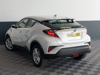 Used Toyota C-HR 2022 for sale - 79848862: Photo