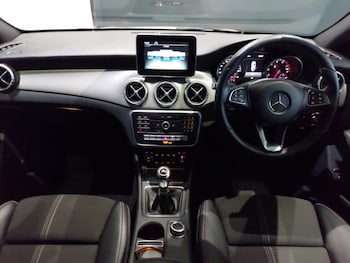Used Mercedes-Benz CLA 2017 for sale - 76233797: Photo