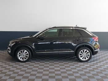 Used Volkswagen T-Roc 2024 for sale - 79557851: Photo