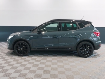 Used SEAT Arona 2025 for sale - 77273387: Photo