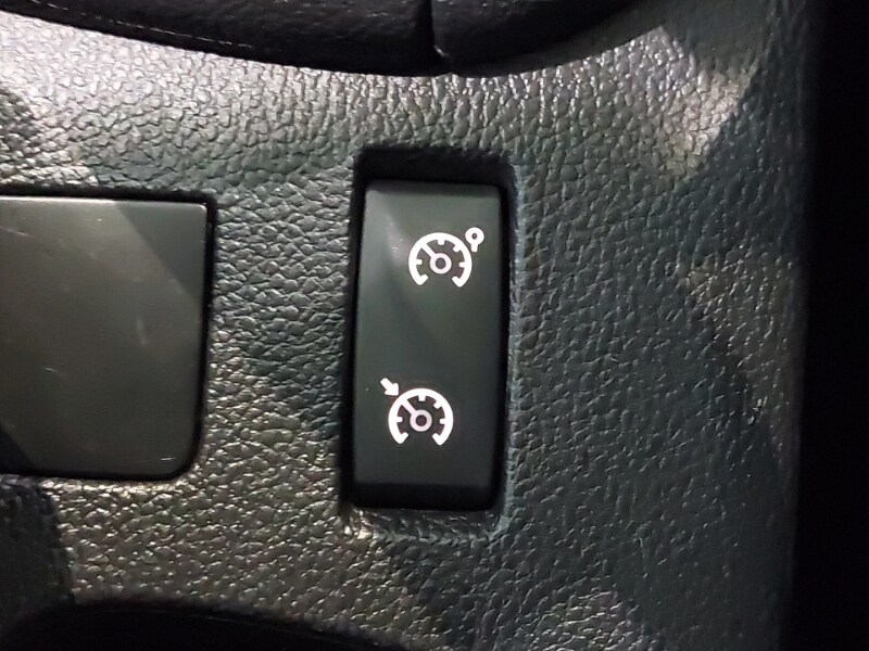 Used Renault Clio 2017 for sale - 77652165: Photo 16