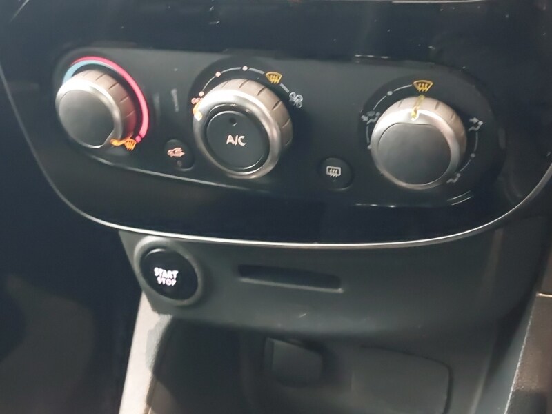 Used Renault Clio 2017 for sale - 77652165: Photo 17