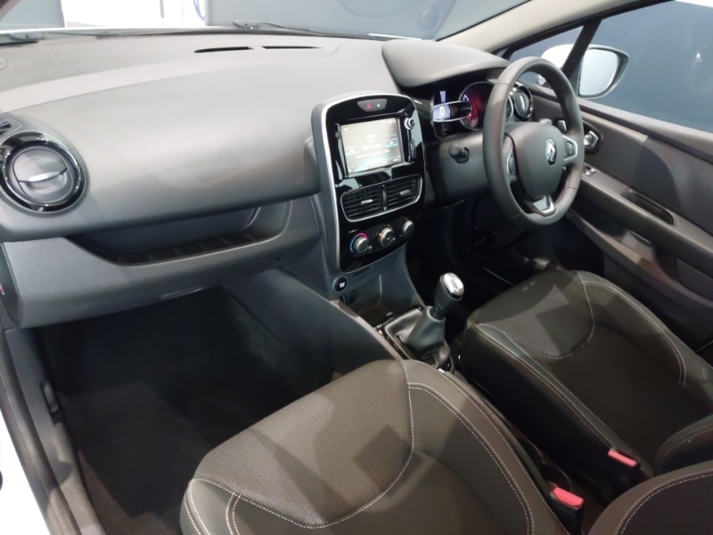 Used Renault Clio 2017 for sale - 77652165: Photo 5