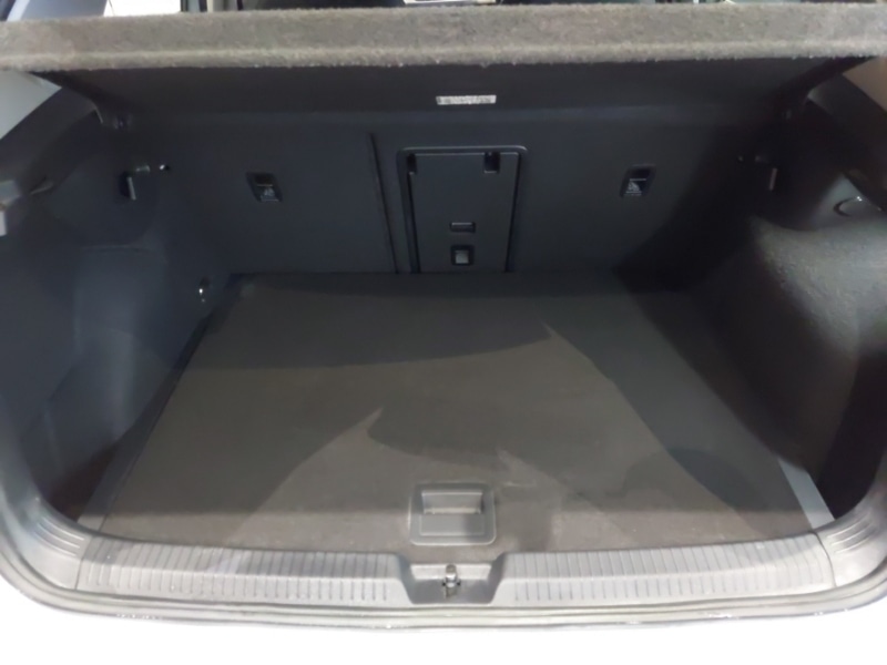 Used Volkswagen Golf 2020 for sale - 77987994: Photo 8