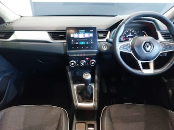 Used Renault Captur 2024 for sale - 79195659: Photo