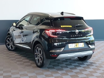 Used Renault Captur 2024 for sale - 79195659: Photo