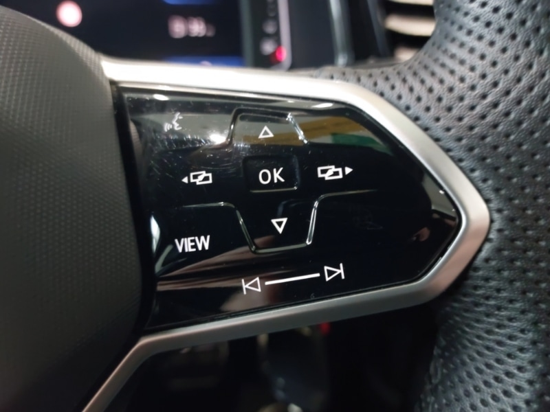 Used Volkswagen T-Roc 2023 for sale - 77682549: Photo 15