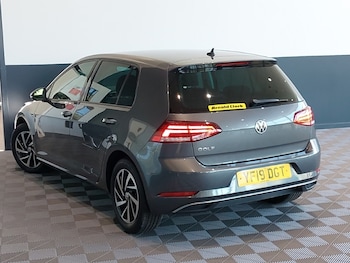 Used Volkswagen Golf 2019 for sale - 75695836: Photo