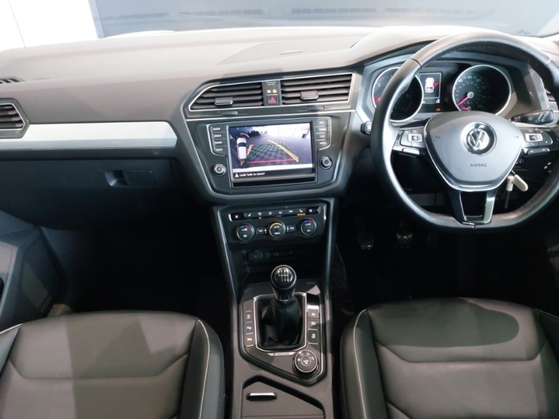 Used Volkswagen Tiguan 2017 for sale - 77580503: Photo 2