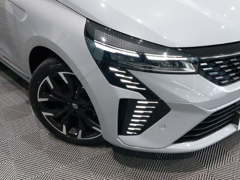 Used Renault Clio 2025 for sale - 77325242: Photo 9