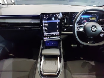 Used Renault Austral 2024 for sale - 78169606: Photo