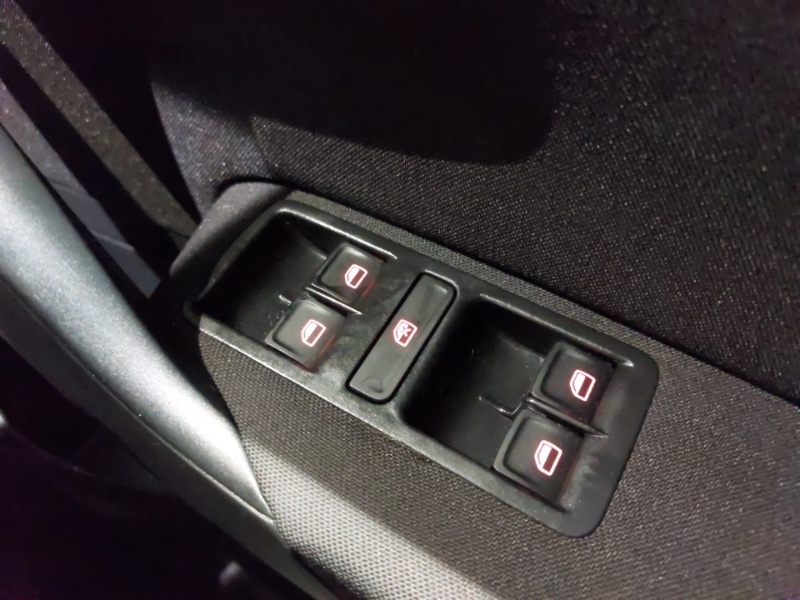 Used Volkswagen Polo 2016 for sale - 77028486: Photo 19