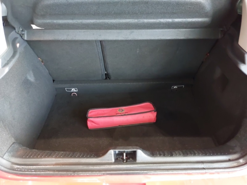 Used Renault Clio 2019 for sale - 77852503: Photo 8