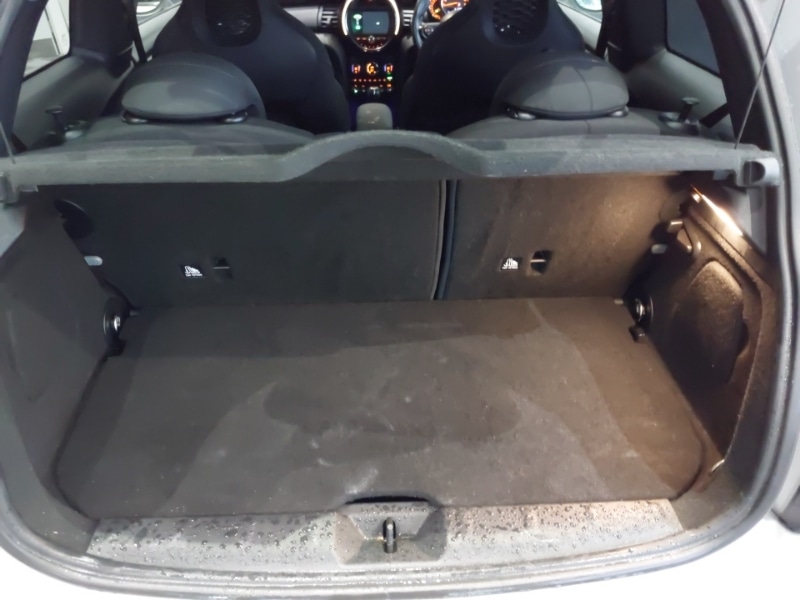 Used MINI Hatch 2019 for sale - 77338532: Photo 8