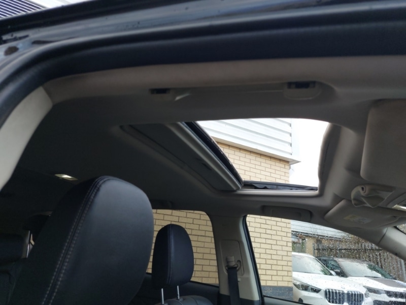 Used Mitsubishi Outlander 2017 for sale - 77373387: Photo 12