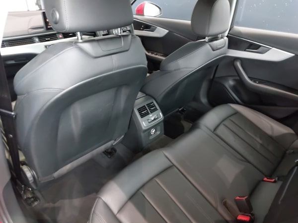 Used Audi A4 2018 for sale - 75706824: Photo 6