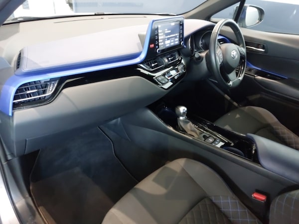 Used Toyota C-HR 2020 for sale - 75684425: Photo 5