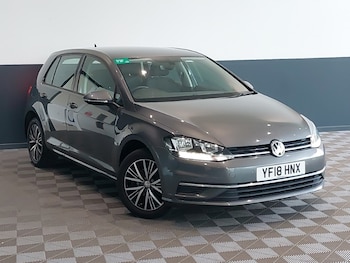 Used Volkswagen Golf 2018 for sale - 79056664: Photo