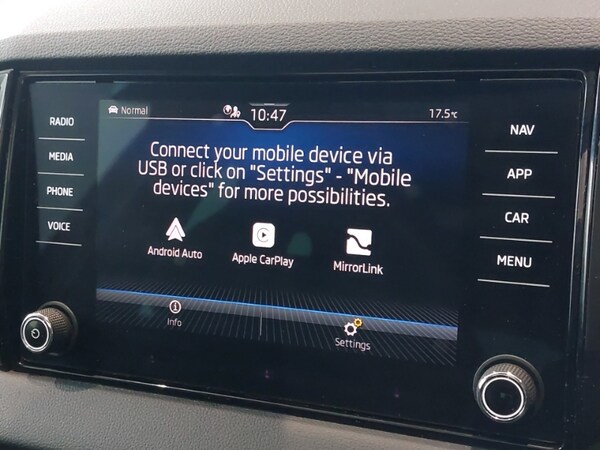 Used Skoda Karoq 2023 for sale - 76130241: Photo 19