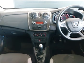 Used Dacia Sandero Stepway 2020 for sale - 79373084: Photo