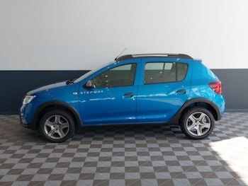 Used Dacia Sandero Stepway 2020 for sale - 79373084: Photo