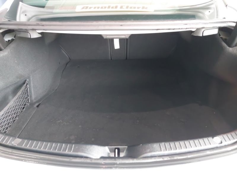 Used Mercedes-Benz C Class 2018 for sale - 77969327: Photo 8