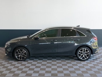 Used Kia Ceed 2022 for sale - 76188163: Photo