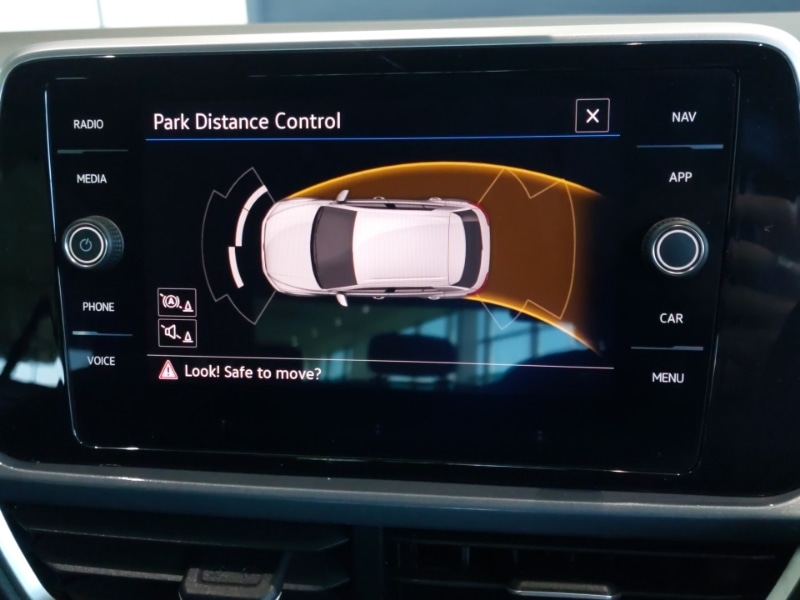 Used Volkswagen T-Roc 2023 for sale - 77922694: Photo 11