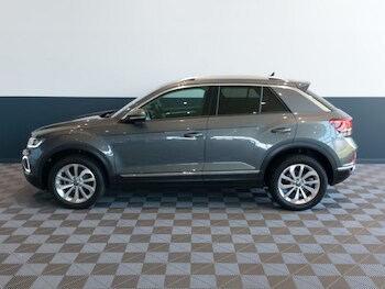 Used Volkswagen T-Roc 2023 for sale - 77922694: Photo