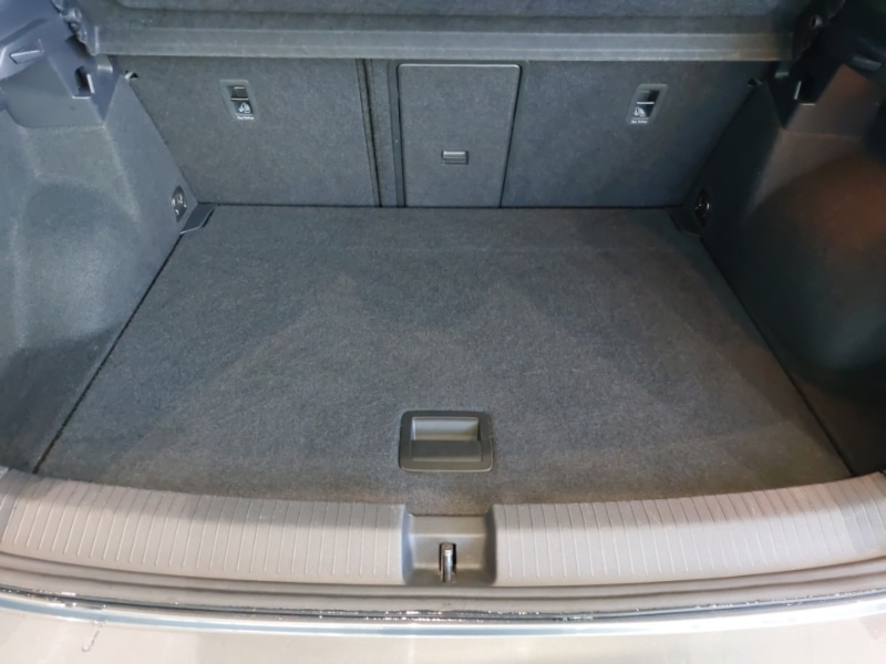 Used Volkswagen T-Roc 2023 for sale - 77922694: Photo 8