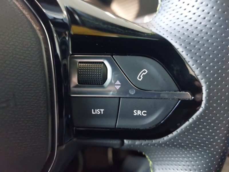 Used Peugeot 2008 2023 for sale - 78023816: Photo 15