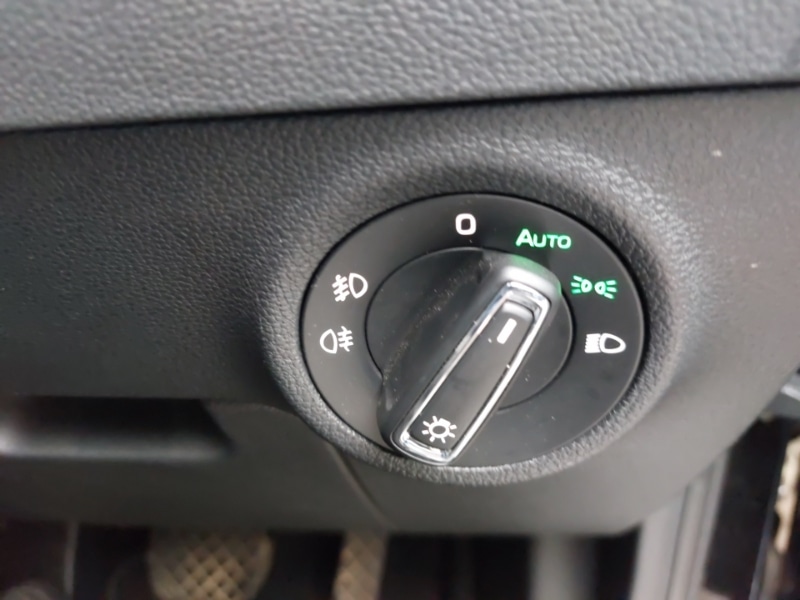 Used Skoda Karoq 2022 for sale - 76717950: Photo 13