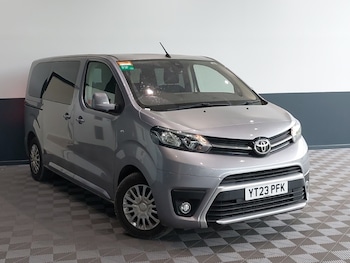 Used Toyota PROACE CITY Verso 2023 for sale - 78523077: Photo