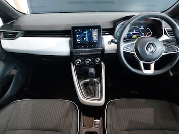 Used Renault Clio 2023 for sale - 78560244: Photo