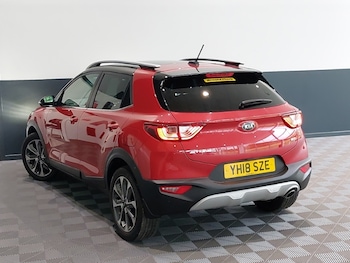 Used Kia Stonic 2018 for sale - 75946346: Photo