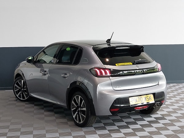 Used Peugeot 208 2020 for sale - 76054952: Photo 3