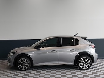 Used Peugeot 208 2020 for sale - 76054952: Photo