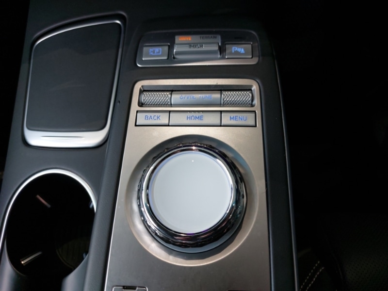 Used Genesis GV70 2023 for sale - 77761223: Photo 16