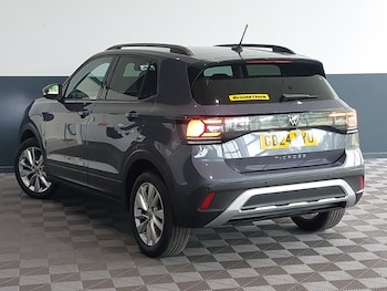 Used Volkswagen T-Cross 2024 for sale - 79101152: Photo