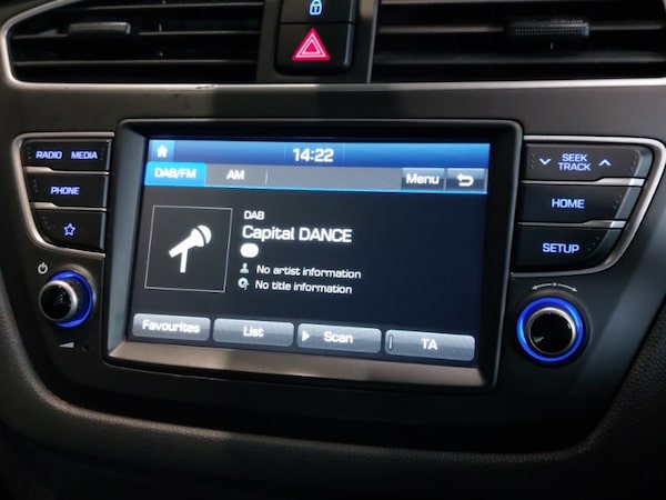 Used Hyundai i20 2020 for sale - 76294364: Photo 10