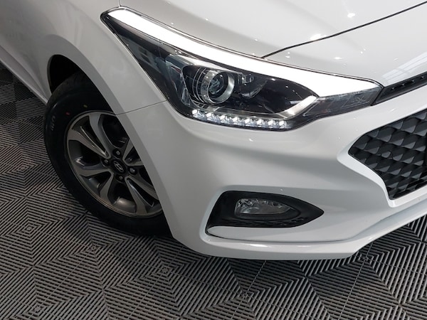 Used Hyundai i20 2020 for sale - 76294364: Photo 9